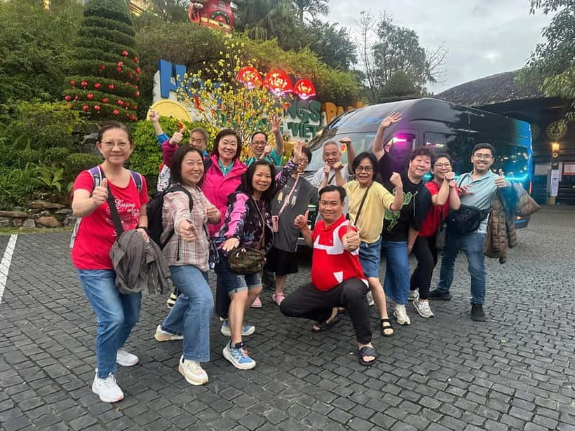 Hue to Hoi An Via Hai Van Pass and More by Private Car - Private car service keeps the transfer simple