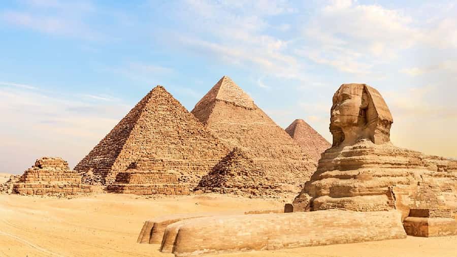 Hurghada: Day Tour To Cairo From Hurghada By Private Car - A very long road to Cairo