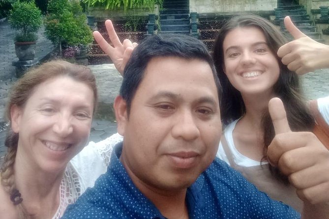 Individual Private Car Hire with English Speaking Chauffeur - Ubud’s Temples, Markets, and Green Paths
