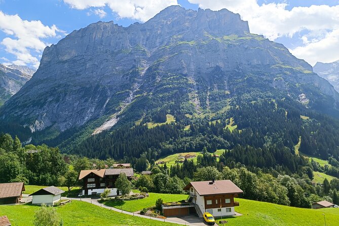 Interlaken Full-Day Highlights Tour with a Local by Private Car - Why a private car makes sense in the Bernese Oberland