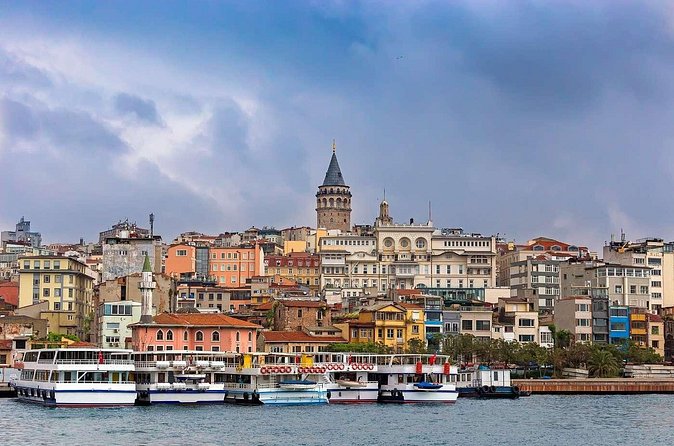 Istanbul by Private Car: Full-Day Custom Tour on Your Schedule - The driver question: punctuality versus communication