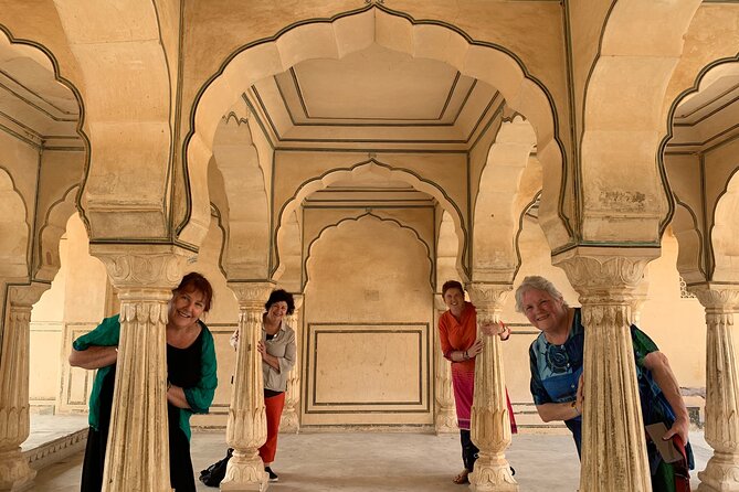 Jaipur City Tour by Private Car With English Speaking Driver - Amber Fort: begin with Jaipur’s grandest setting