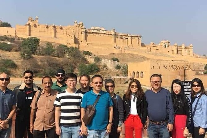 Jaipur Sightseeing & Shopping Tour by Private Car with Guide - Shopping with an opt-out button