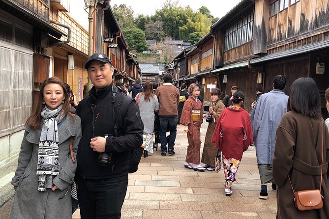 Kanazawa All Must-Sees Private Chauffeur Sightseeing - English Speaking Driver - Omicho Market for Kanazawa’s food culture
