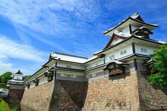 Kanazawa All Must-Sees Private Chauffeur Sightseeing - English Speaking Driver - What the driver adds, and what the driver does not