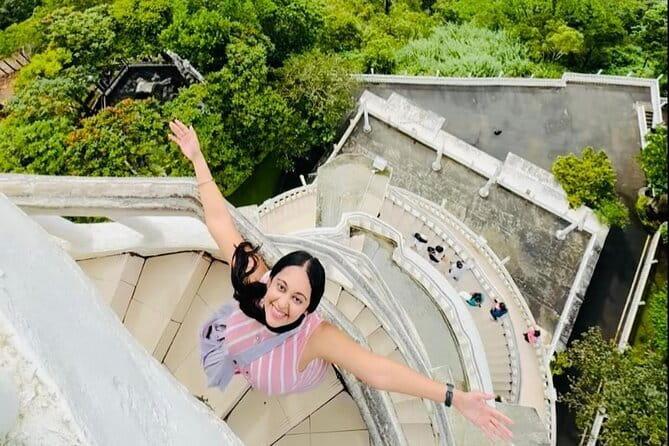 Kandy City Tour & Famous Ambuluwawa Tower with Friendly Chauffeur - Temple of the Sacred Tooth Relic, Kandy’s essential first stop
