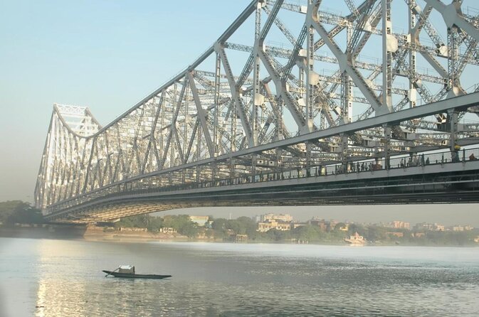 Kolkata tour in private car with guide & lunch for immersive cultural experience - Key points to know before booking