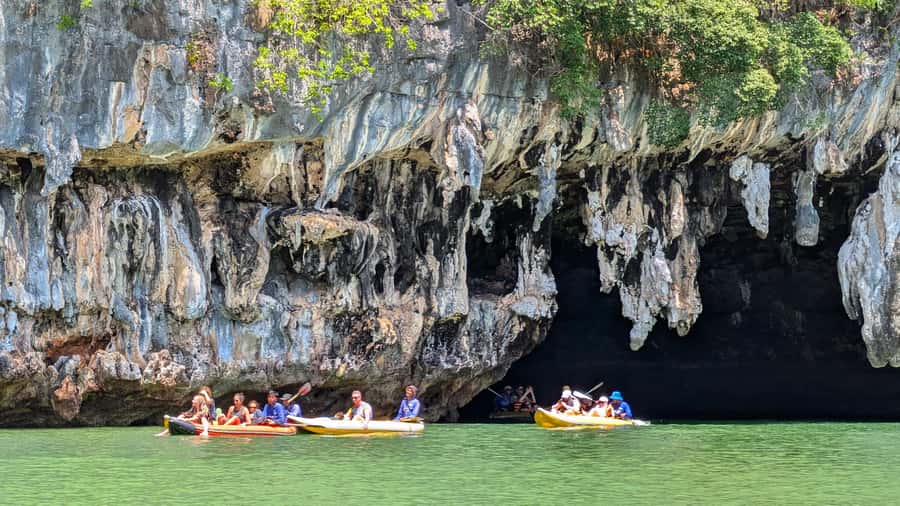 Krabi: James Bond & Panyi Private Car Day Tour with Lunch - How the guiding works in real terms