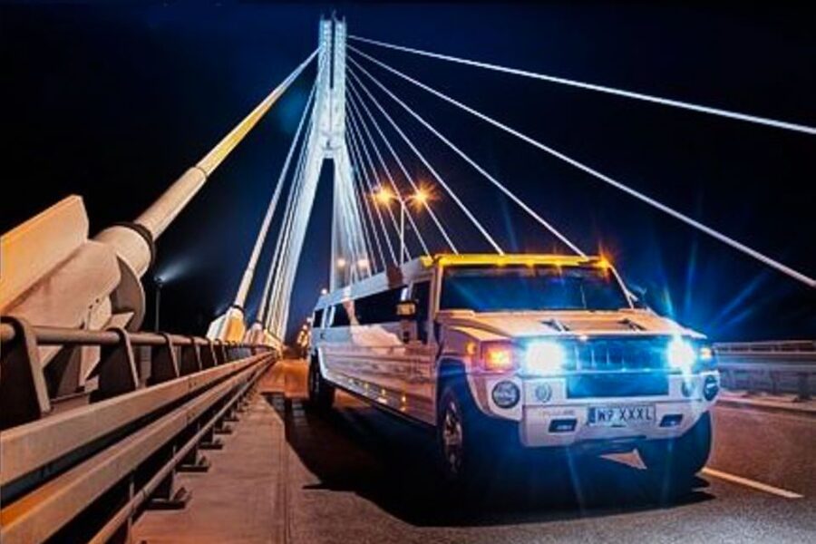 Krakow: VIP Limo Party Tour - What the limousine adds to the night