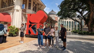 Kuala Lumpur Tour: Private Vehicle Charter/Hire With Driver