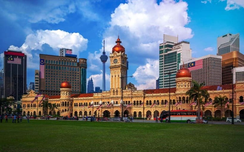 Kuala Lumpur Tour: Private Vehicle Charter/Hire With Driver - Choosing the right vehicle for your group