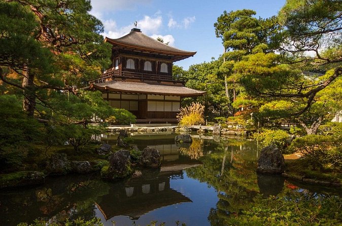 Kyoto tour with English Speaking Chauffeur - Gion offers old streets and traditional atmosphere