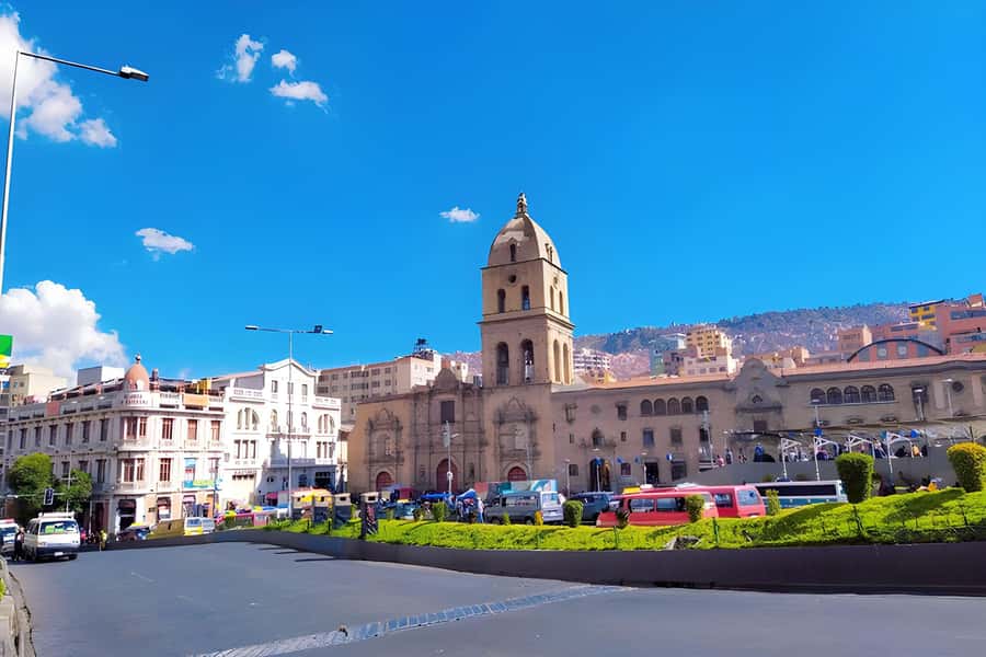 La Paz: Private City Tour Moon Valley Cable Cars PRIVATE CAR - Food, drinks, and what is really included