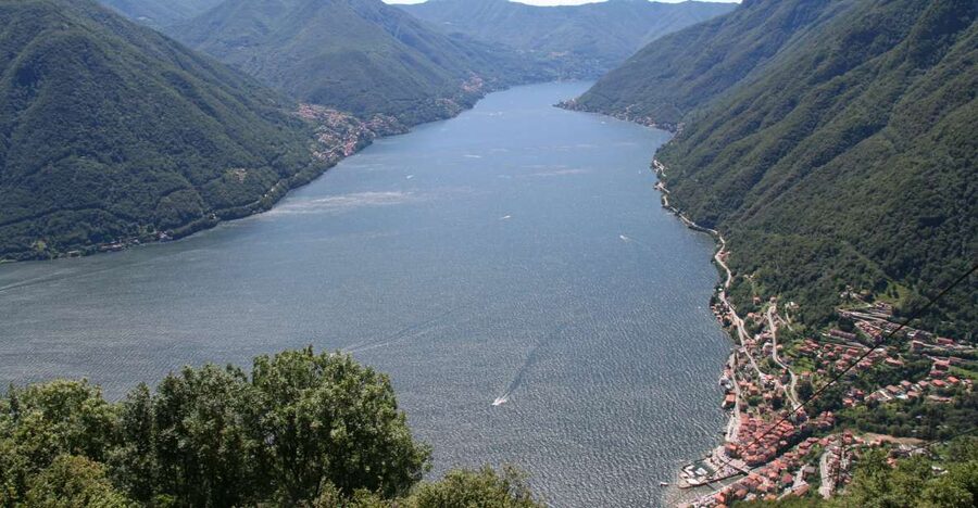 Lake Como: Highlights Tour with a Local by Private Car - Why a private car works so well on Lake Como