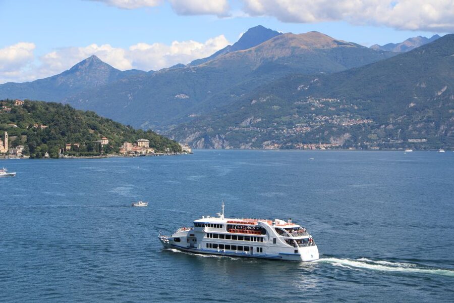 Lake Como: Highlights Tour with a Local by Private Car - Villa del Balbianello is for film fans and villa lovers
