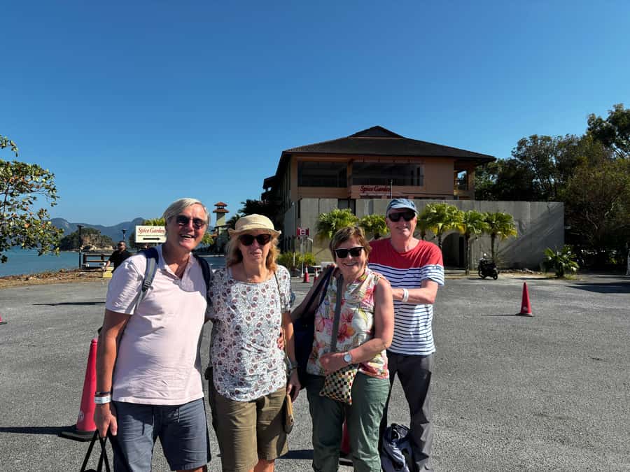 Langkawi: Half- or Full-Day Private Car Tour of Highlights - Key points at a glance