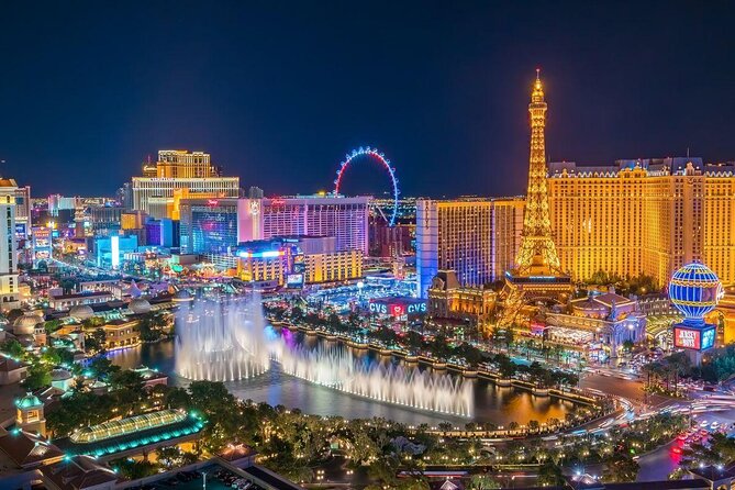 Las Vegas Strip by Super Stretch Limo with Personal Photographer - Key points to know before booking