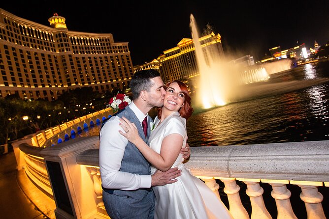 Las Vegas Strip by Super Stretch Limo with Personal Photographer - The 1.5-hour route: quick hits on the Strip