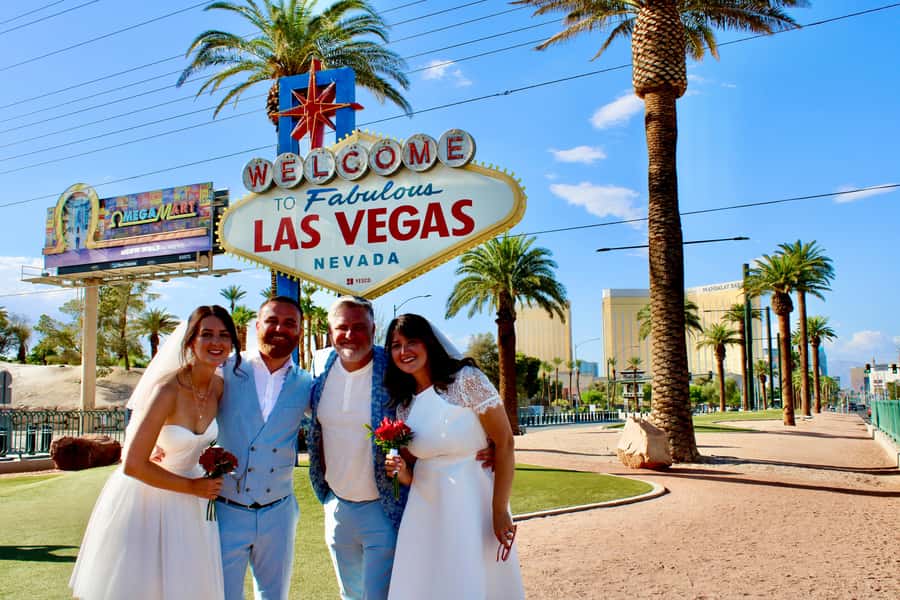 Las Vegas Strip Limo Tour with Champagne and Photos - Key points to know before you book