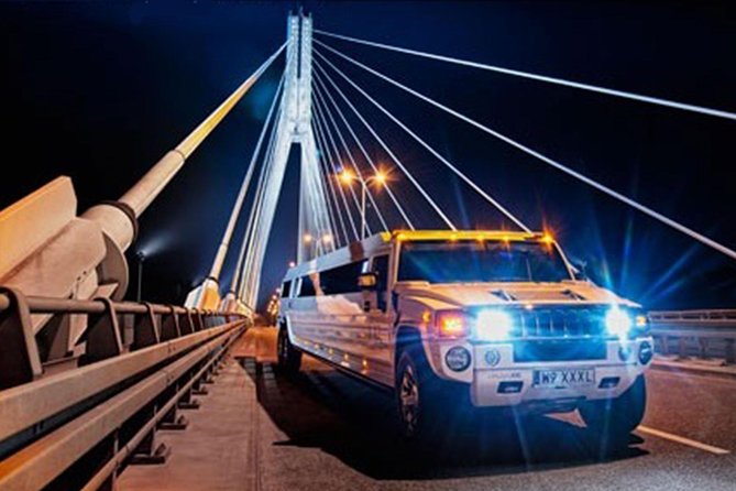 Limo Party & Club Package in Warsaw - A one-hour limousine launch through Warsaw