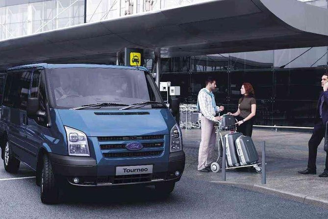 Limousine From Cairo Airport To Cairo Downtown - What the Private Car Means in Real Terms