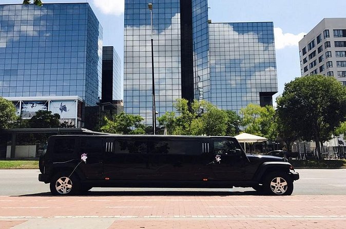 Limousine & nightclub Barcelona - Who will enjoy this most