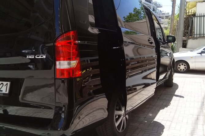 Limousine Service from Athens City to Acropolis. - The ride through Athens traffic