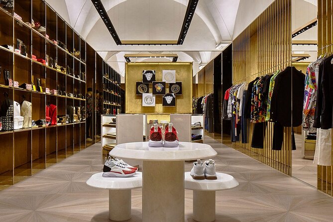 Limousine Service from Florence The Mall Outlet private driver - Leather, jewelry, ceramics, wine, and olive oil