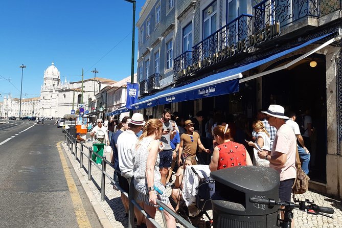 Lisbon Private Driver and Customizable Tour - A private introduction to Lisbon, without the usual route