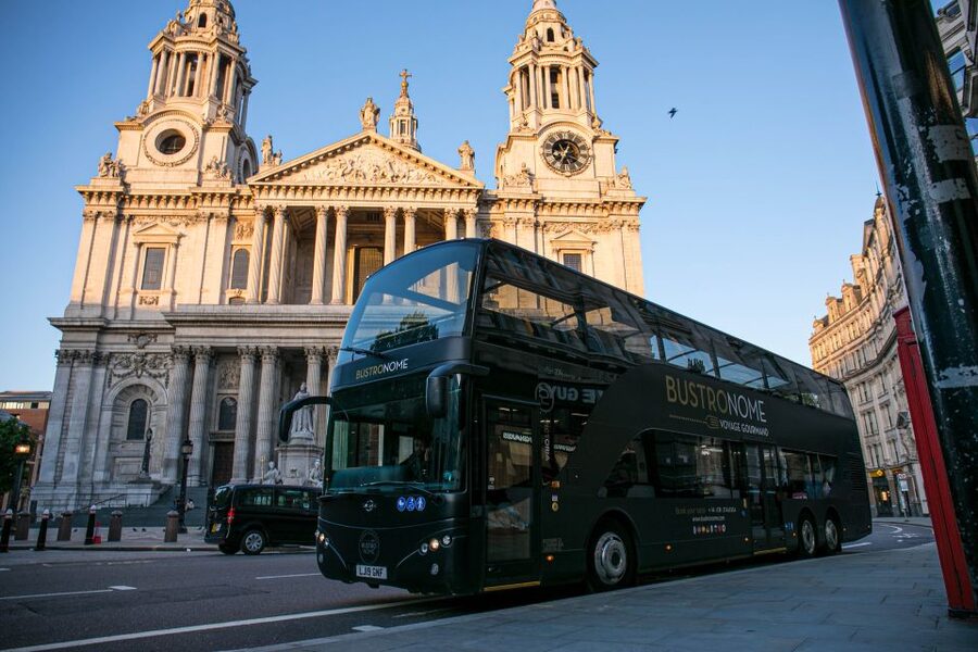 London: 4 Course Lunch Tour by Luxury Coach Bustronome - Commentary and the limits of a moving restaurant