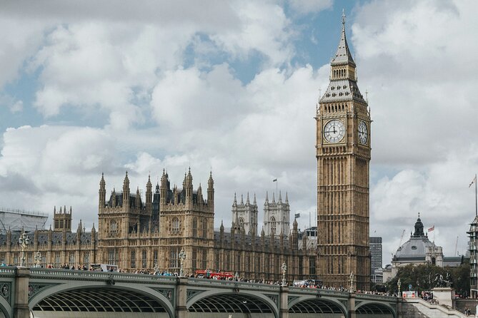 London 4 Hour Private Car Tour Hotel Pick Up and Drop Off - A fast route through London’s greatest hits