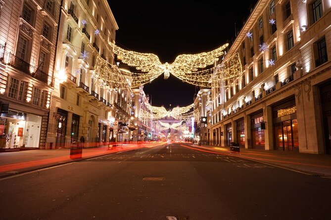 London Christmas Lights Private Car Tour with Driver Guide - London Christmas lights without the route-planning headache