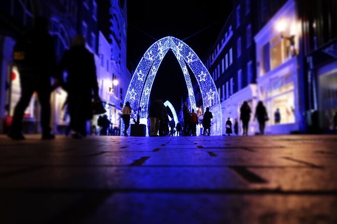 London Christmas Lights Private Car Tour with Driver Guide - David’s role and the human touch