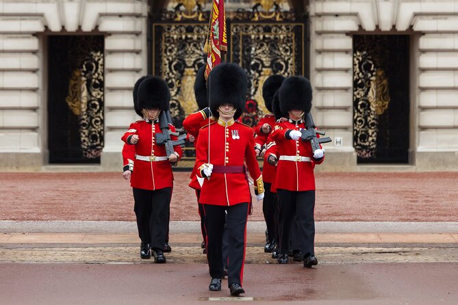 London Half Day Guided Sightseeing Tour by Luxury Coach - Should you add the Thames boat ride?