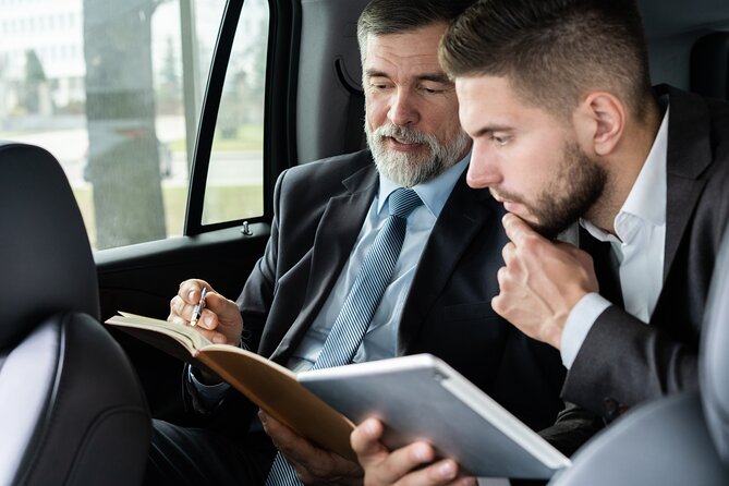 London Heathrow Airport (LHR) to Lincolnshire Luxury Transfers - Who will get the most from this service