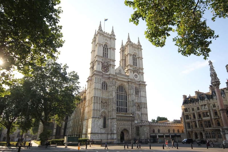London: Private Full Day Tour with Driver Guide - Why this private London tour works in one day