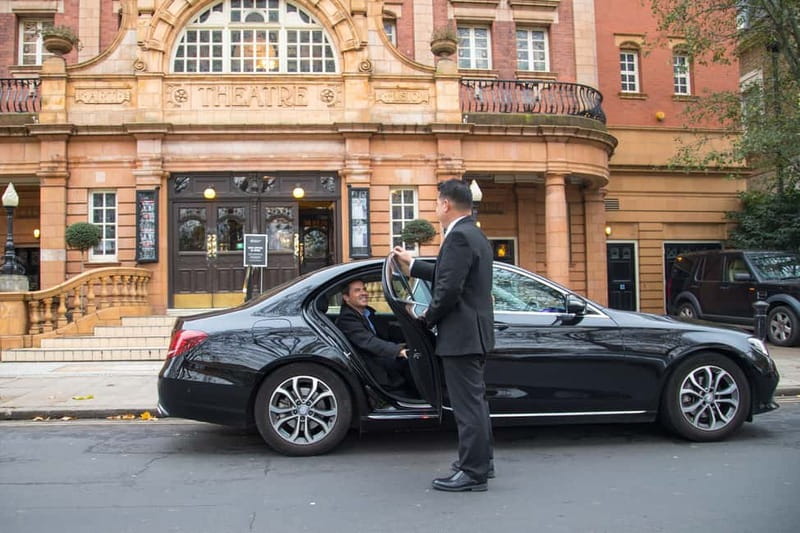 London: Private Full Day Tour with Driver Guide - Kensington’s museums, palace, and grand monuments