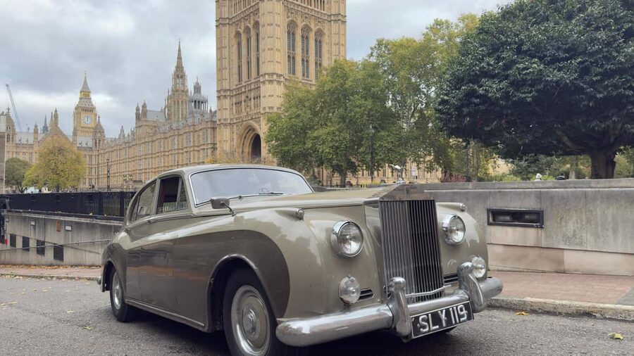 London Tour in a Vintage Rolls Royce - Why the flexible route matters