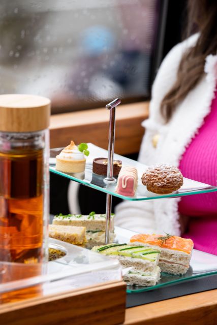 London: Traditional Afternoon Tea Tour in a Luxury Coach - Is $101.02 good value?