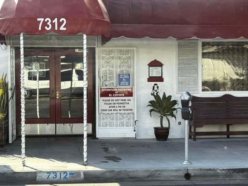 Los Angeles: Manson Family Murders Funeral Limo Tour - Cielo Drive and the first part of the story