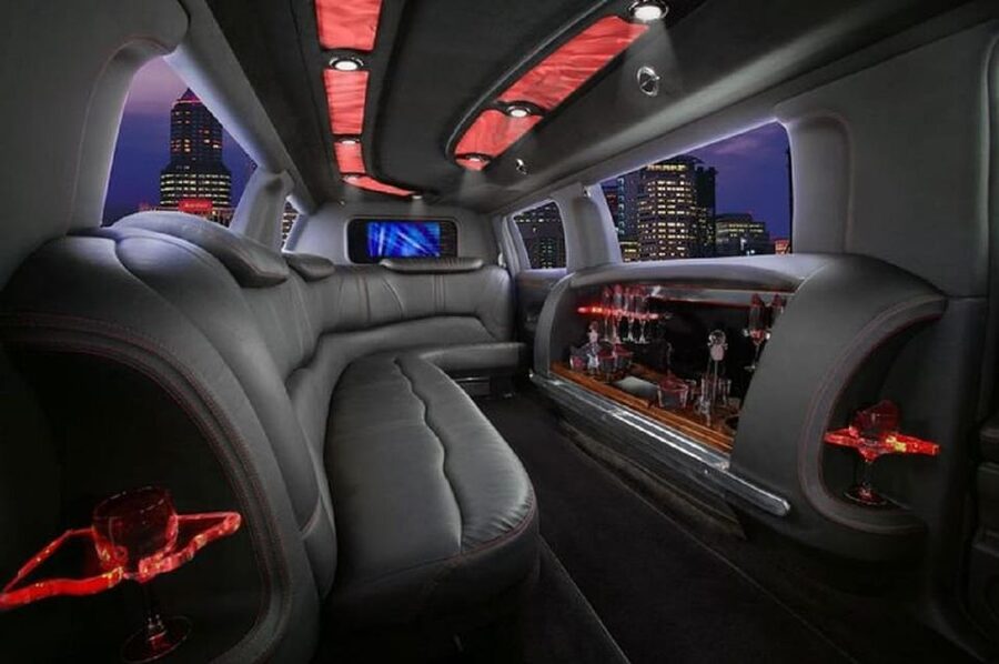 Los Angeles: Private Limousine Tour, 4, 5, or 6 hrs. - Hotel pickup keeps the morning or afternoon simple