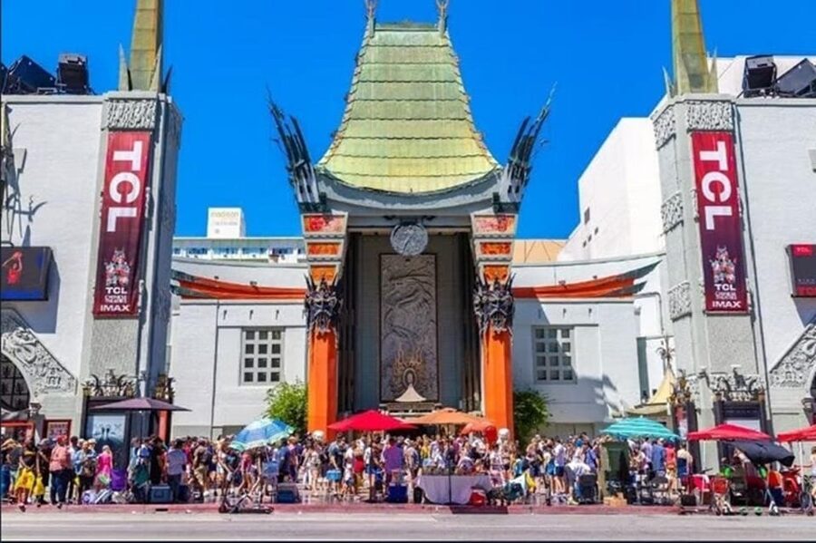 Los Angeles: Private Limousine Tour, 4, 5, or 6 hrs. - Farmers Market, The Grove, and Sunset Strip