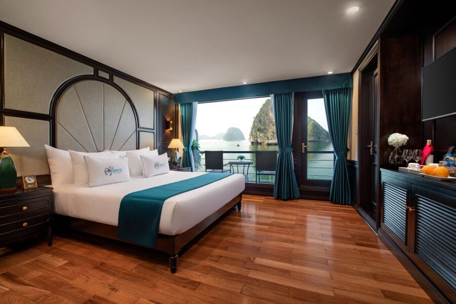 Luxury 6-Star Azura Cruise Halong Bay, Free Hanoi Limousine - Day 2: Tai Chi and Dark and Bright Cave