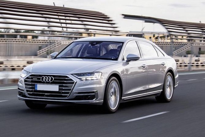 Luxury Chauffeur Car Melbourne Airport To CBD or city to airport - A private airport ride instead of a shared shuttle