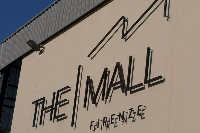 Luxury Chauffeur Service THE MALL from Florence to Reggello - What the ride includes, and what it does not