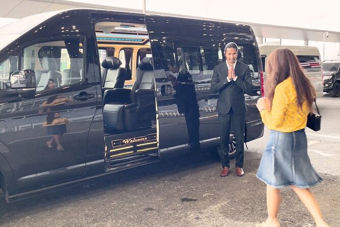 Luxury Chauffeured Van Charter - Bangkok - A private van made for Bangkok’s traffic