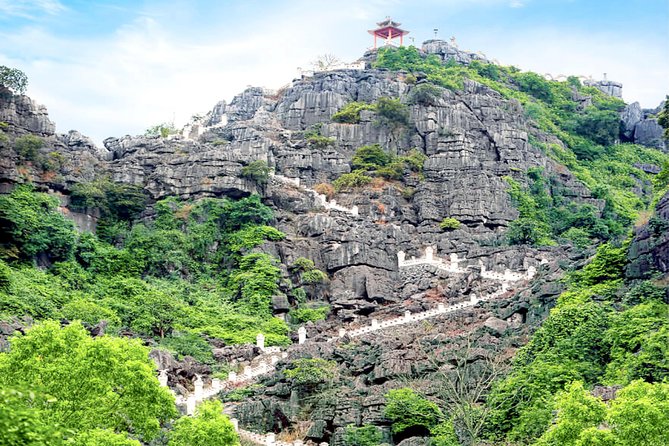 Luxury Hoa Lu Tam Coc Mua Cave 1 Day With Limousine Bus And Lunch - Cycling through Tam Coc’s traditional villages