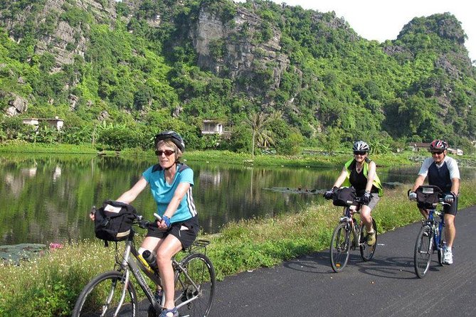 Luxury Hoa Lu - Trang An 1 Day Tour From Hanoi - By Limousine & Small Group - What the $49 price really covers