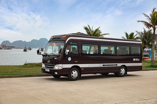 Luxury Limousine Bus transfer Ha Noi Old Quarter to Ha Long Bay - Is $26.67 a good value?