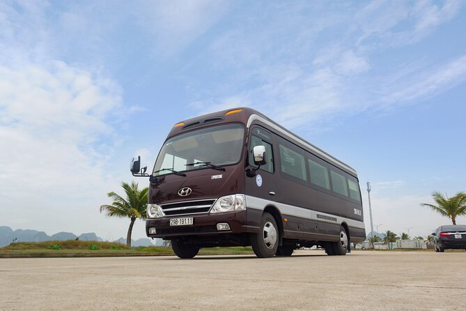 Luxury Limousine Bus transfer Ha Noi Old Quarter to Ha Long Bay - Who this transfer suits best